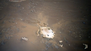 NASA Mars'taki paraşüt kalıntılarını paylaştı