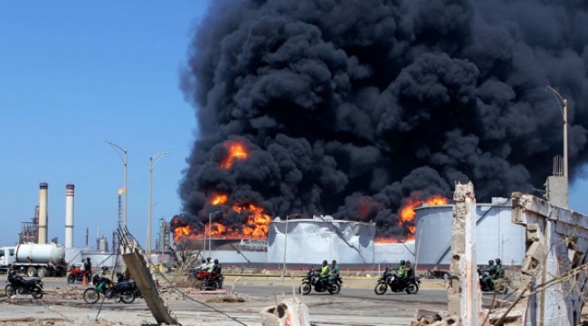 Nijerya'da kaçak petrol kuyusu patladı