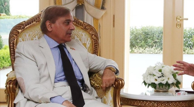 Pakistan'da Şahbaz Şerif başbakan oldu