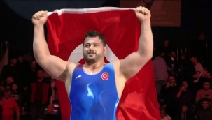 Rıza Kayaalp 11. kez Avrupa şampiyonu oldu