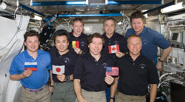 Roscosmos: "ISS'teki iş birliği askıya alınacak"