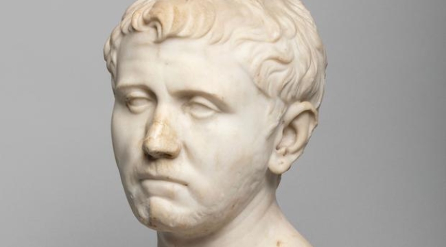 35 dolarlık büst iki bin yıllık tarihi eser çıktı