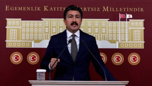 AK Partili Cahit Özkan görevden alındı