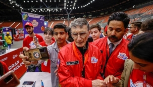 Aziz Sancar, Teknofest Azerbaycan'ı ziyaret etti