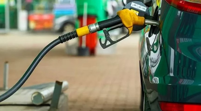 Benzine 1,02 TL indirim bekleniyor