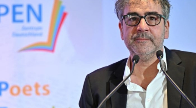 Deniz Yücel, PEN Almanya'dan istifa etti