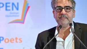 Deniz Yücel, PEN Almanya'dan istifa etti