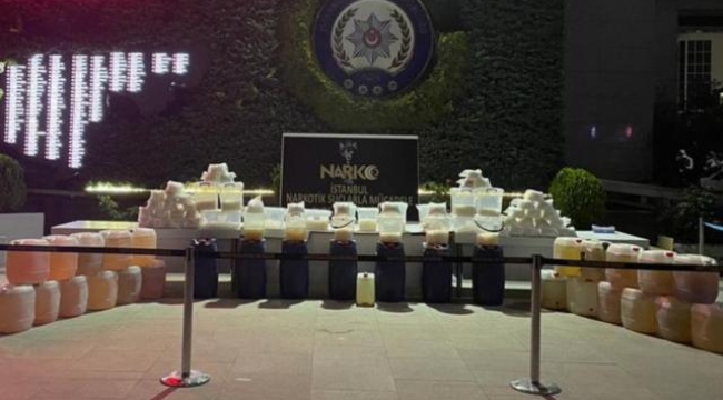 İstanbul'da 1️ ton 117 kg metamfetamin yakalandı