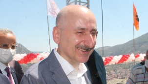 Karaismailoğlu: "Ülkemizin geleceği emin ellerde"