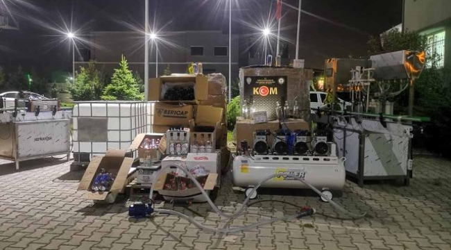Kocaeli'de 1400 litre etil alkol ele geçirildi