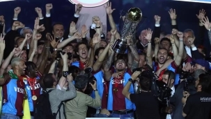 Şampiyon Trabzonspor, kupasına kavuştu