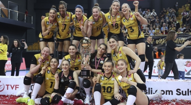 Sultanlar Ligi'nin şampiyonu VakıfBank oldu