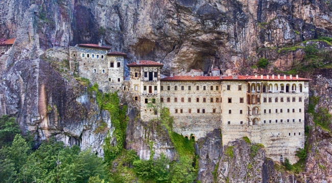 Sümela Manastırı ziyarete açıldı