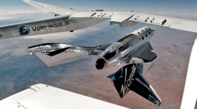 Virgin Galactic, uzay yolculuğunu 2023'e erteledi