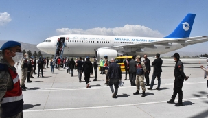 227 kaçak sınır dışı edildi