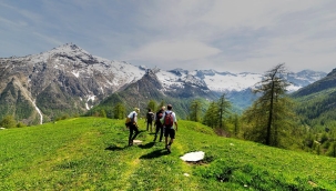 Alpler'de mahsur kalan 107 kişi kurtarıldı 