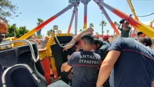 Antalya'da lunaparkta feci kaza: 3 çocuk yaralı