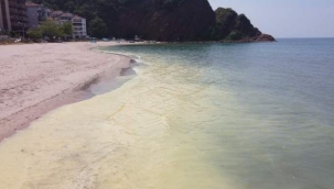 Bartın'da denizin rengi değişti