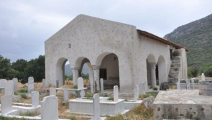 "Çeşmeköy Camii dokusuna uygun restore edildi"
