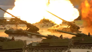 G. Kore: "K. Kore denize topçu atışı yapıyor"