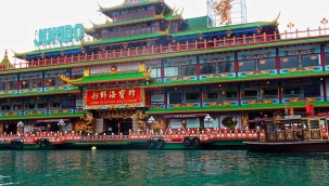 Hong Kong'un yüzen lokantası battı