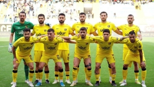 İstanbulspor 17 yıl sonra Süper Lig'e çıktı