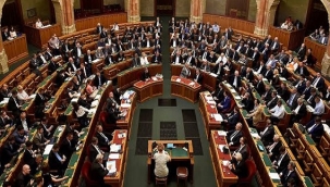 Macaristan'da OHAL uygulaması 5 ay uzatıldı