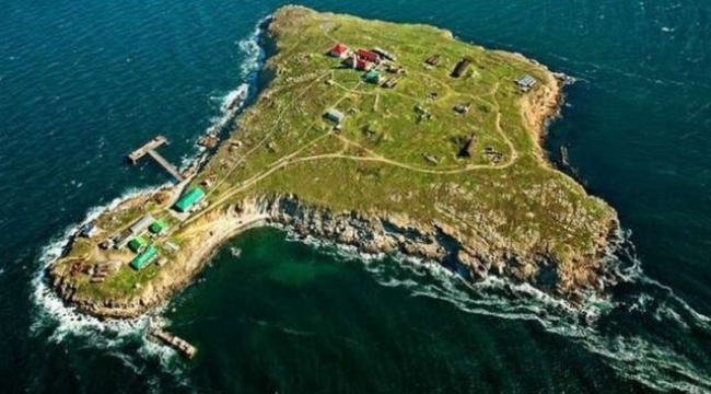 Rusya, Yılan Adası'ndan çekiliyor
