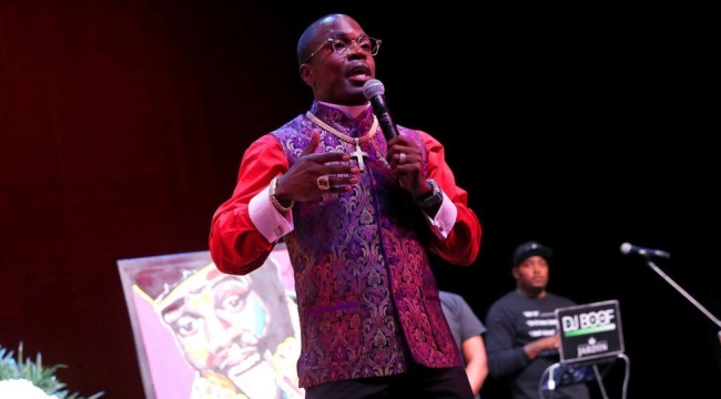 ABD'de piskopos vaaz verirken soyguna uğradı