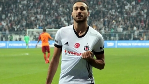 Cenk Tosun yeni sezonda tekrar Beşiktaş'ta
