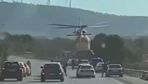 Çeşme'de otoyola helikopter indi