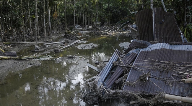Hindistan'da şiddetli yağışlar: 7 ölü