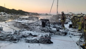 İstanbul/Avcılar'da 7 tekne yandı