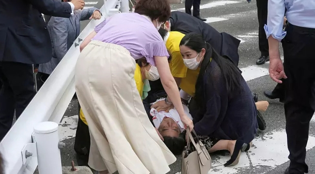 Eski Japonya Başbakanı Abe, suikaste kurban gitti