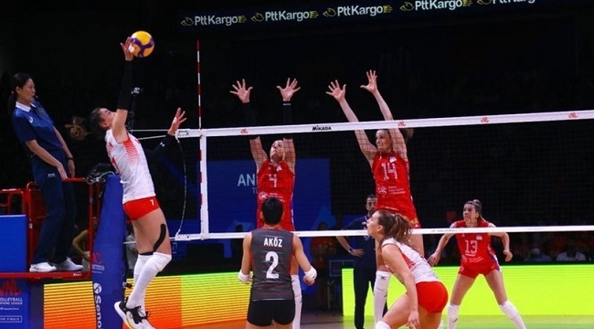 Milletler Ligi'nde, Türkiye Sırbistan'a 3-0 yenildi