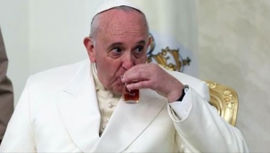 Papa: "Kanada'da çocuk asimilesi soykırımdır"