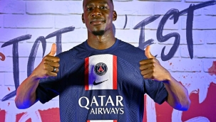 PSG, Mukiele ile 5 yıllık sözleşme imzaladı