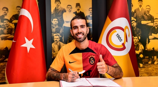 Sergio Oliveira Galatasaray'a transfer oldu