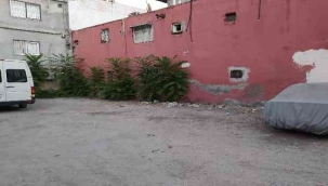 Adana'da arabada bırakılan bir bebek öldü