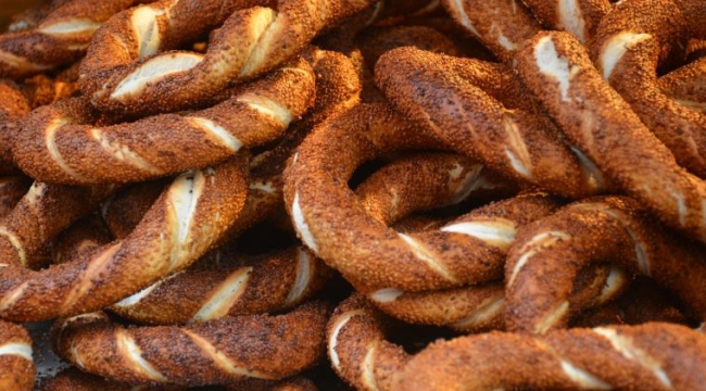 Ankara'da 90 gram simit 4 liradan 5 liraya çıktı