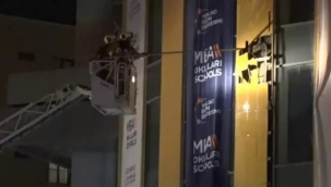 Ankara'da özel okulda çıkan yangın söndürüldü