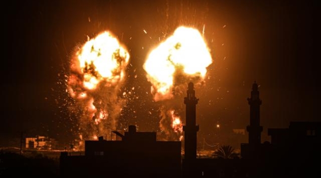 Gazze'deki İsrail saldırılarında 15 kişi öldü