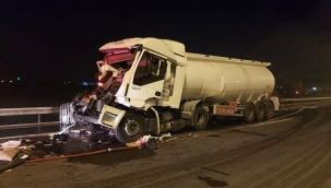 Osmaniye'de akaryakıt yüklü araç tıra çarptı