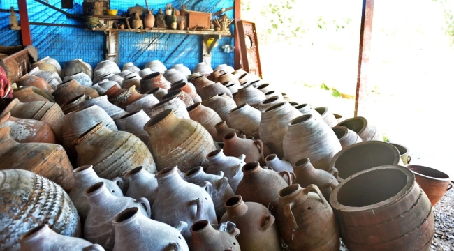 Beykoz'da 10 tır dolusu tarihi eser ele geçirildi