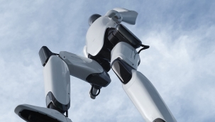 Xiaomi'den akıllı insansı robot: CyberOne