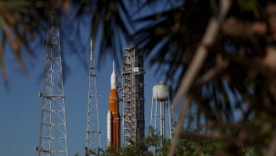 Artemis 1 kasırga sebebiyle 3. kez ertelendi