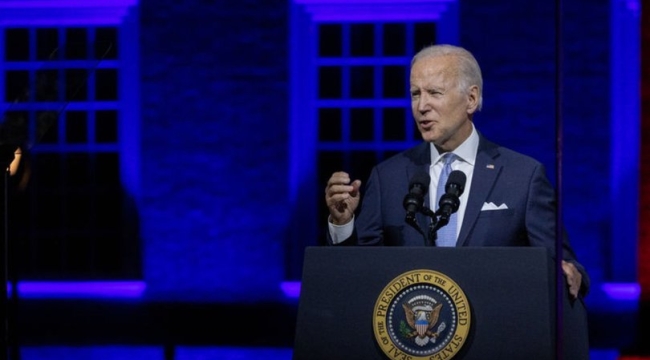 Biden'den ölen senatöre: "Jackie, burada mısın?"