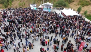 Bingöllü iş adamı çekilişle 1 kişiye ev hediye etti