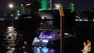 İstanbul Boğazı'nda gemi trafiği askıya alındı