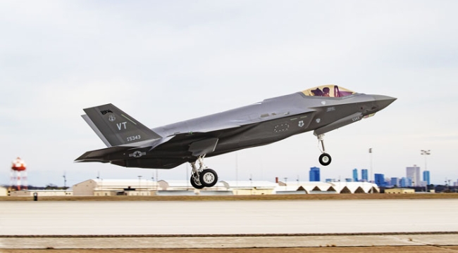 İsviçre, F-35A savaş uçağı için ABD ile anlaştı